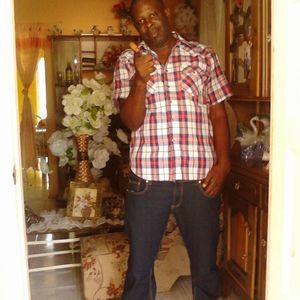 Meet your Posher, Eric